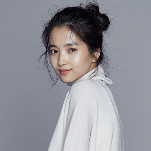 Kim Tae Ri will play Na Hee Do, a professional sabre fencer in “Twenty-Five Twenty-One”.